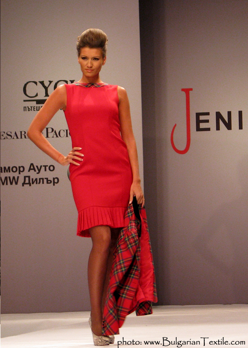 Жени Стил COLLECTION FALL - WINTER 2011/ 2012 RED AND BLACK BY JENI STYLE - PART I